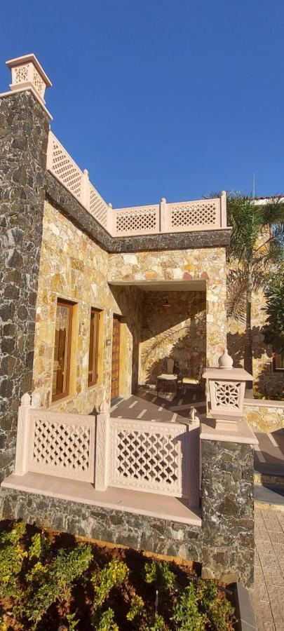Vikrama Heritage Resort Pavagadh Hālol Kültér fotó
