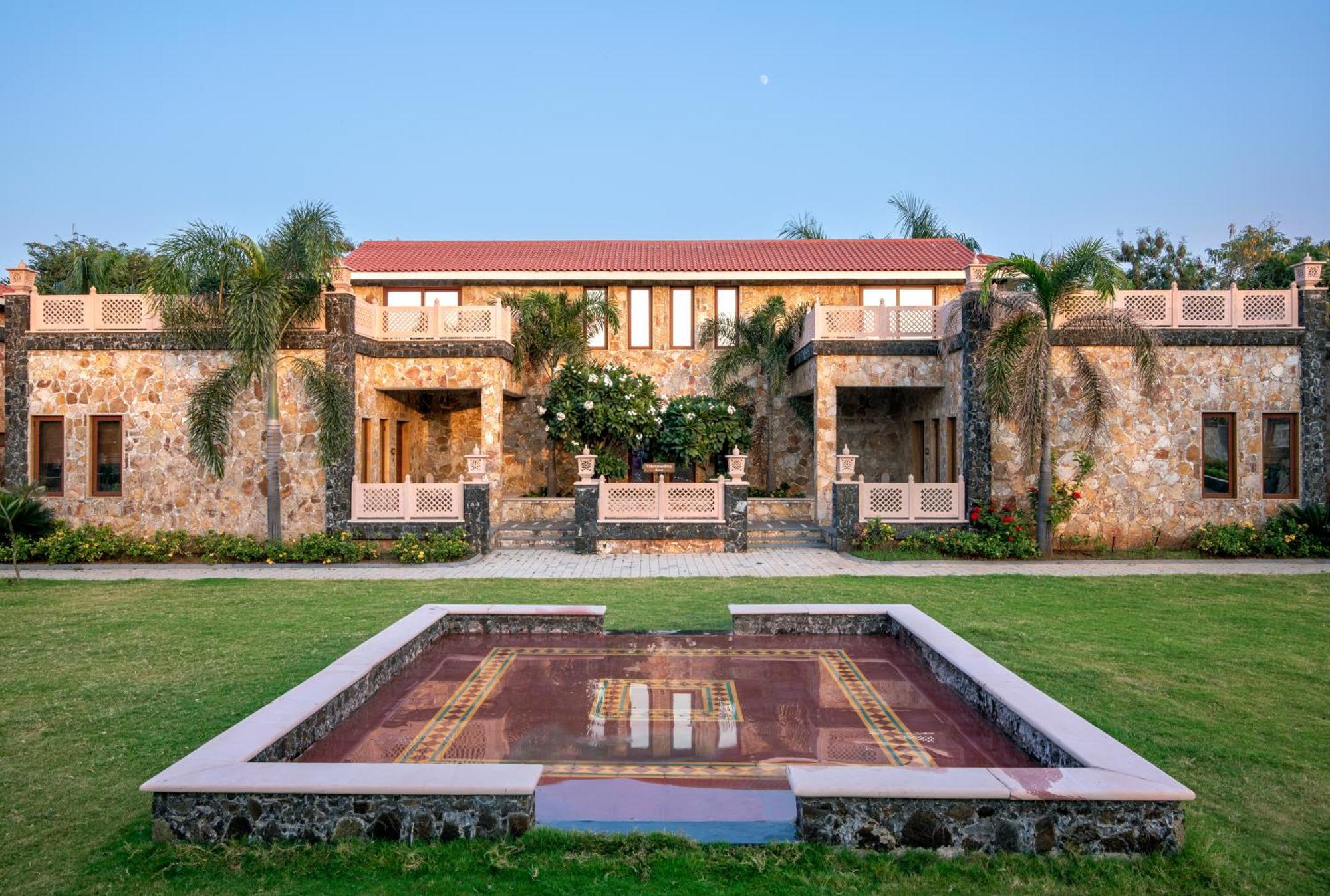 Vikrama Heritage Resort Pavagadh Hālol Kültér fotó